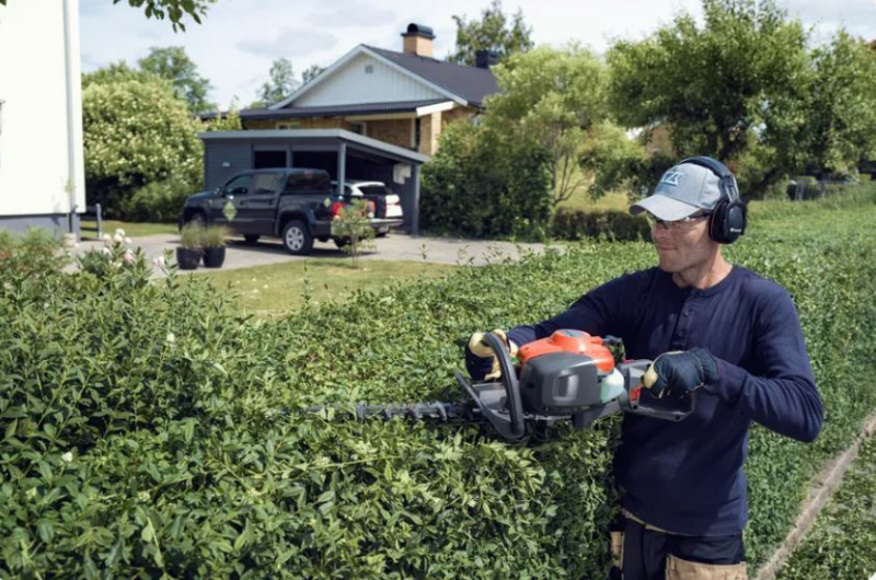 322hd60 Hedge Trimmer Trim Cut